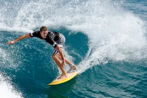 Arugam Bay Surfing