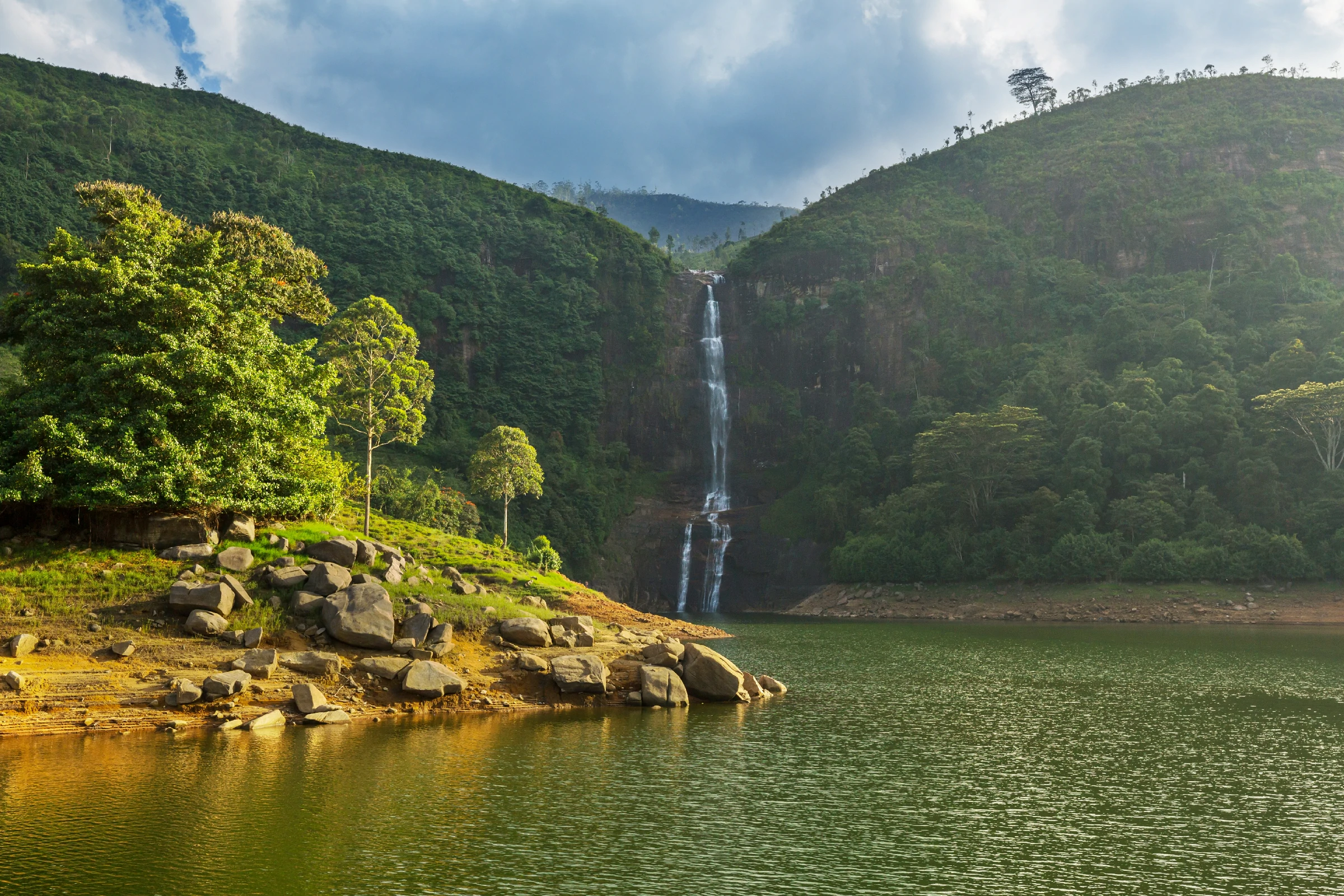 shutterstock 2386023765