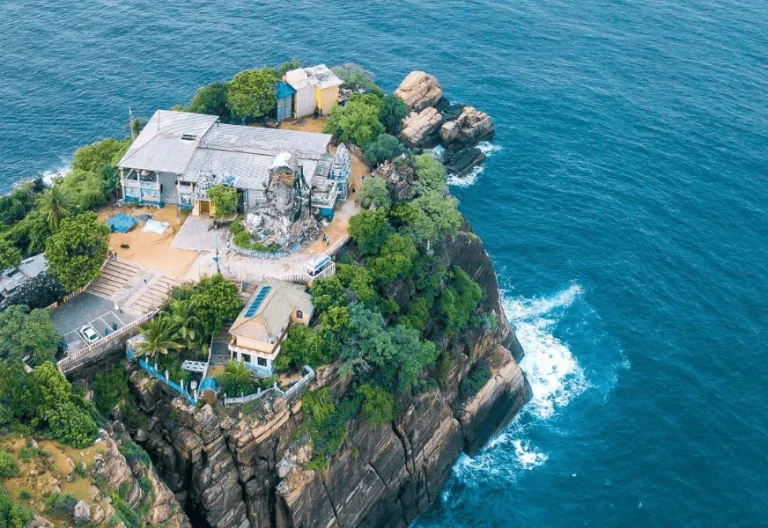 thirukoneswaram temple in sri lanka